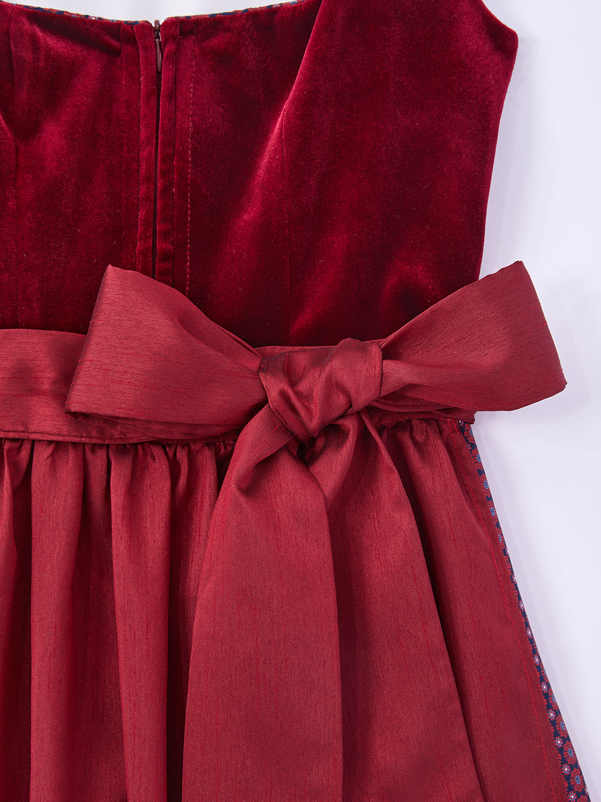 Rot mit Gerader Ausschnittund Charismatisch Dirndl