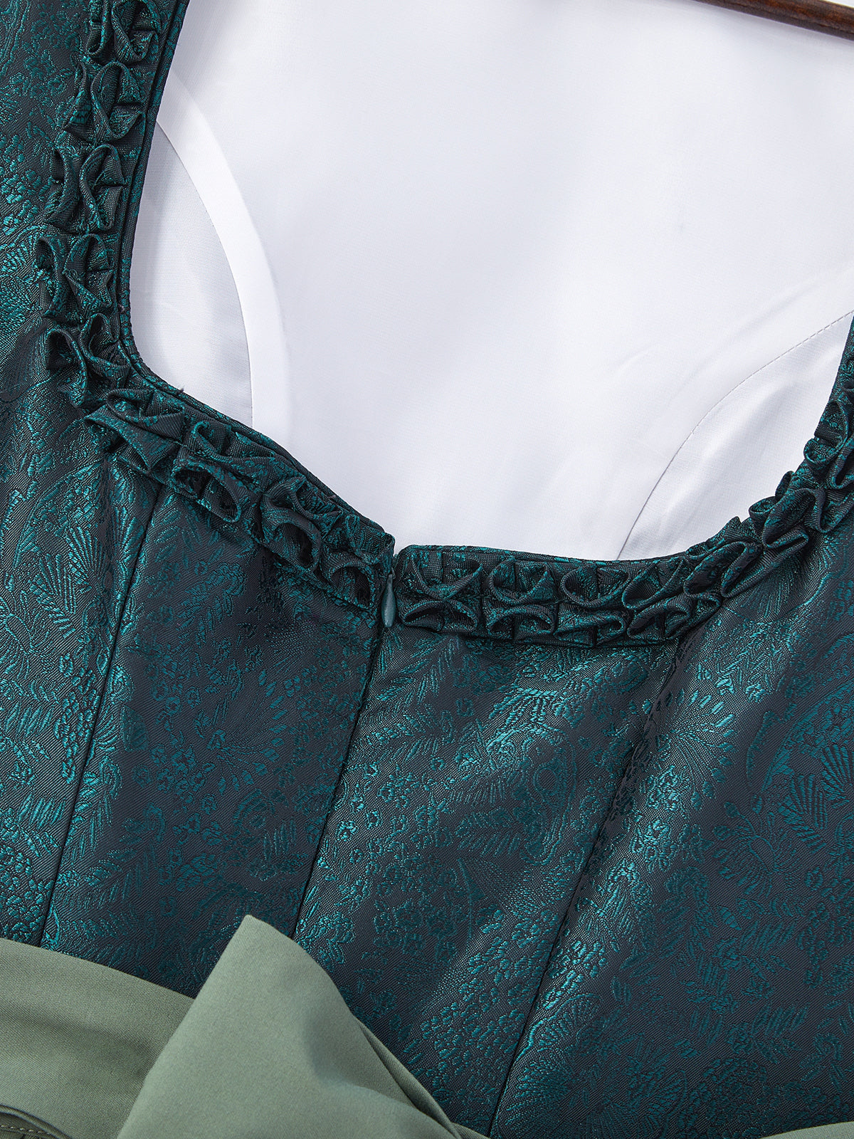 Grün mit Gerader Ausschnittund Ausdrucksstark Dirndl