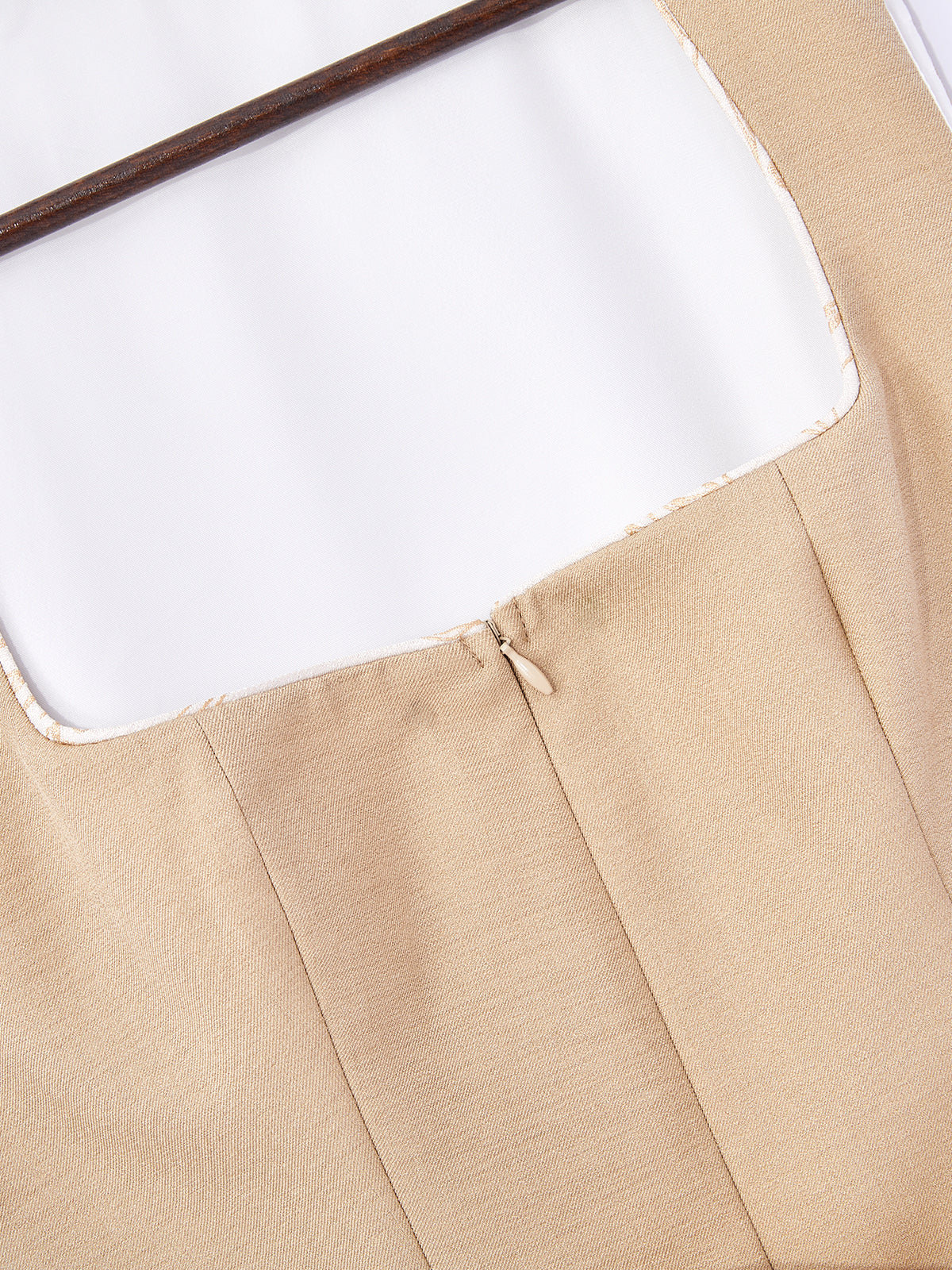 Braun mit Gerader Ausschnittund Feminin Dirndl
