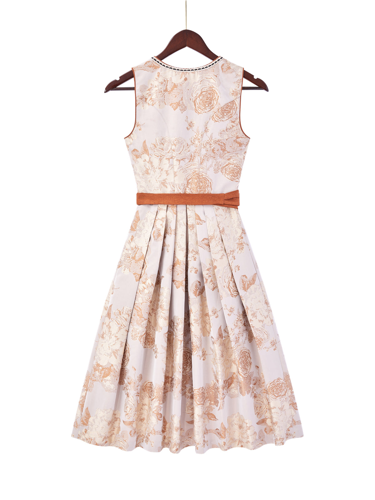 Braun mit Herz-Ausschnittund  Elegant Dirndl