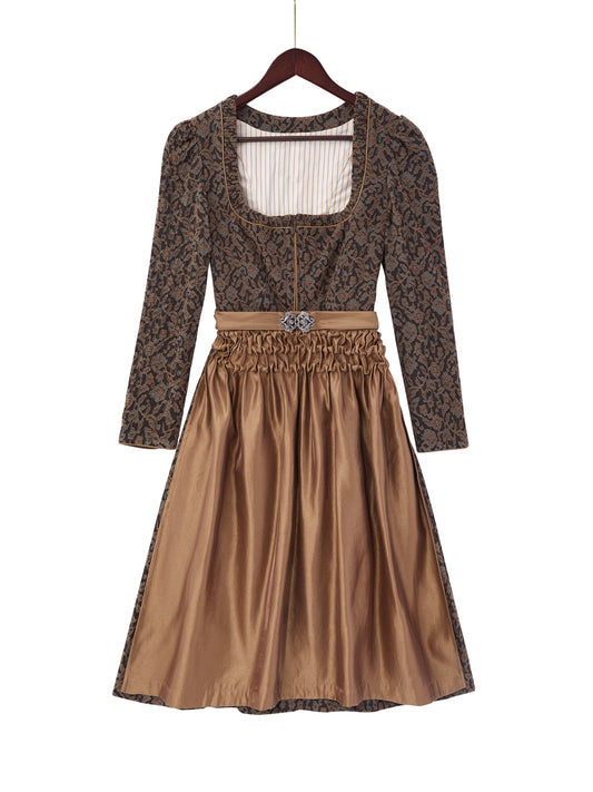 Braun mit Gerader Ausschnitt und Extravagant Dirndl