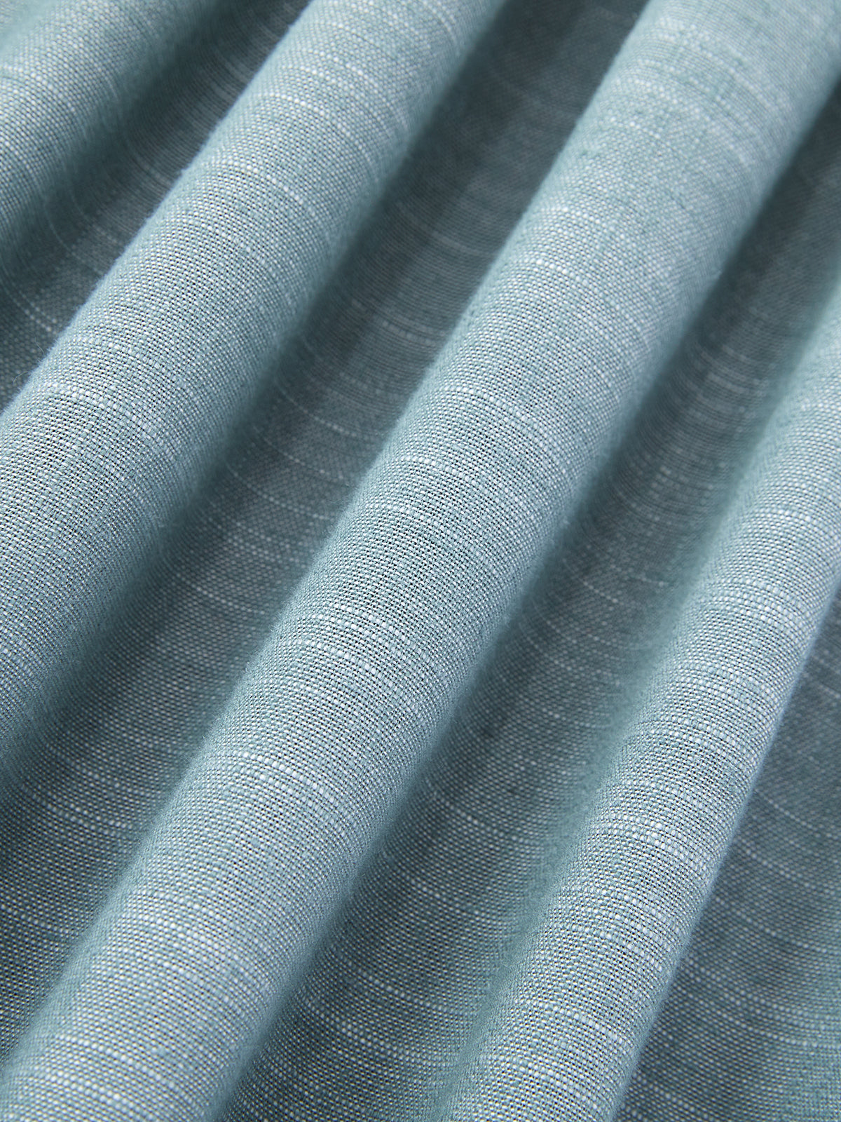 Blau mit Herz-Ausschnitt und Bezaubernd Dirndl