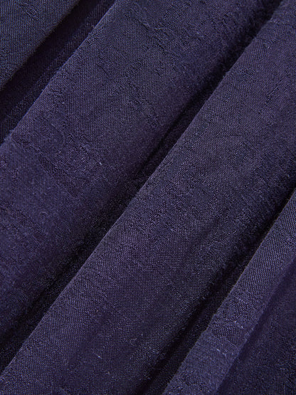 Blau mit Herz-Ausschnitt und Bezaubernd Dirndl