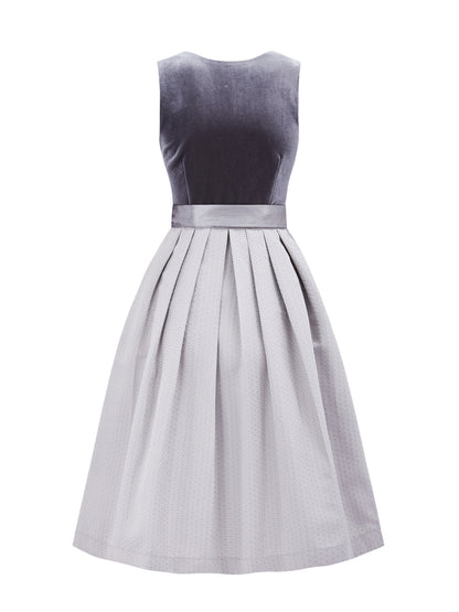 Schwarz mit Gerader Ausschnitt und Unverfälscht