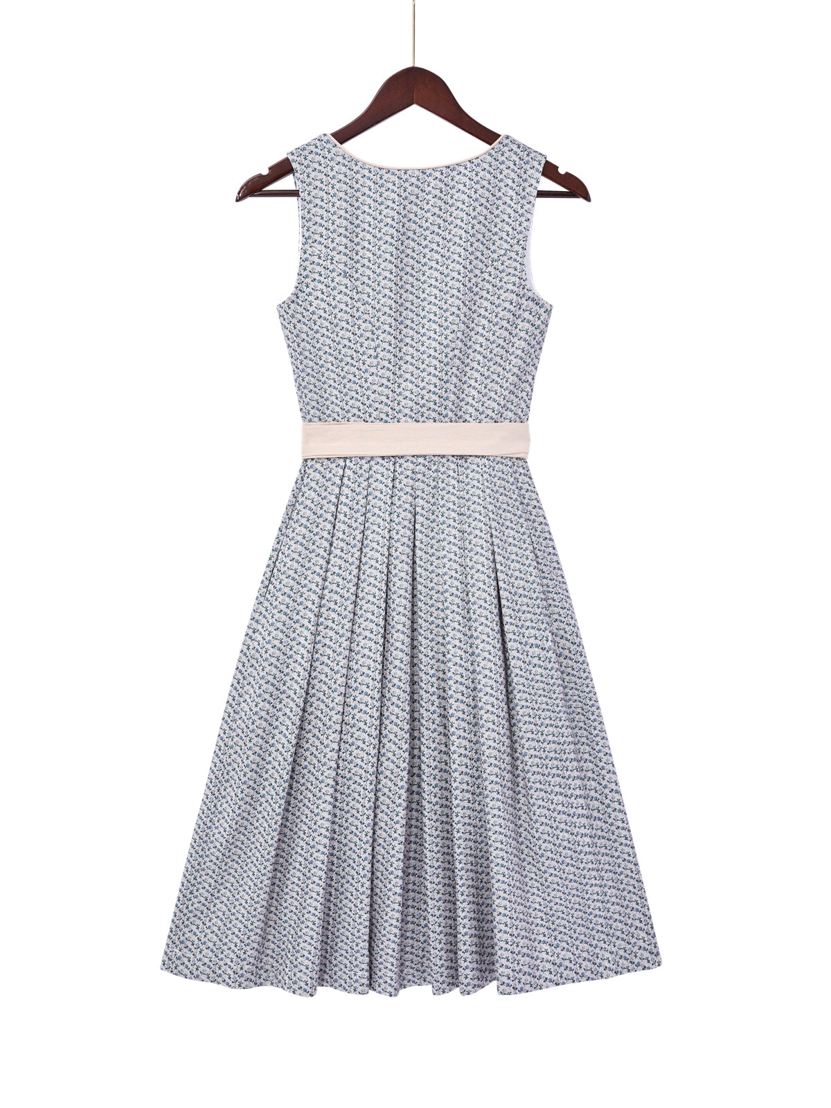Blau mit Herz-Ausschnittund  Raffiniert Dirndl