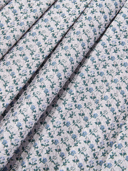 Blau mit Herz-Ausschnittund  Raffiniert Dirndl