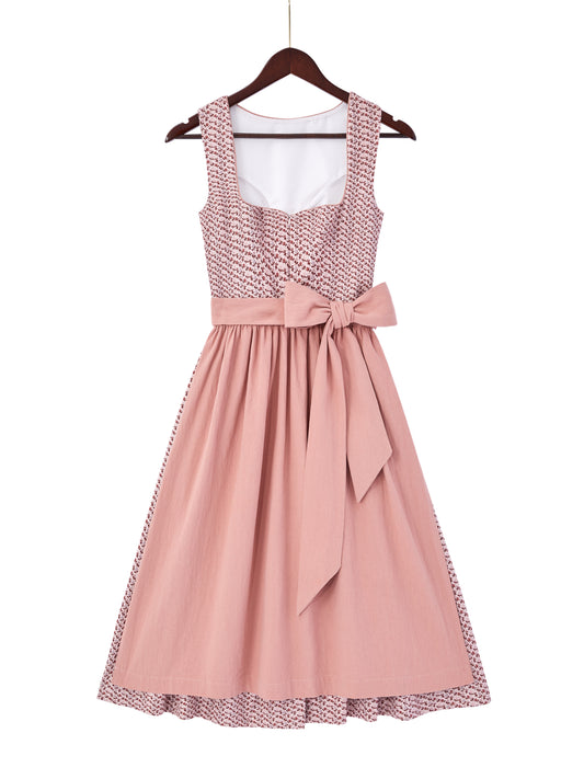 Rosa mit Herz-Ausschnitt und Traditionsbewusst Dirndl