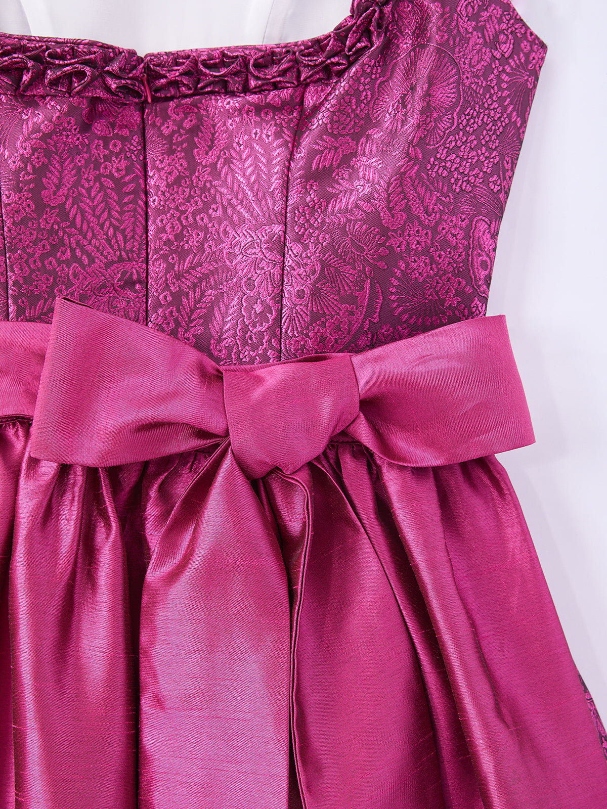 Pink mit Gerader Ausschnittund  Fröhlich Dirndl