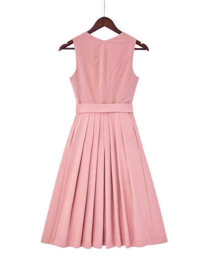 Rosa mit Herz-Ausschnittund  Modern Dirndl