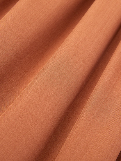 Braun mit Herz-Ausschnittund  Zeitlos Dirndl