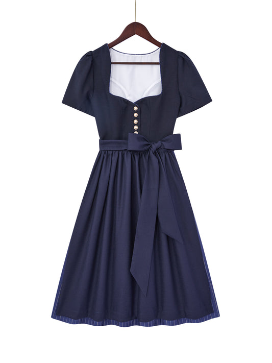 Blau mit Herz-Ausschnittund  Hübsch Dirndl