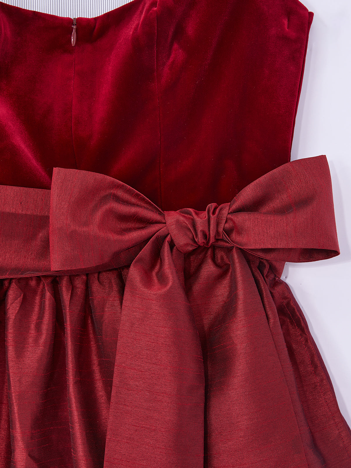 Rot mit Gerader Ausschnitt  und Elegant Dirndl
