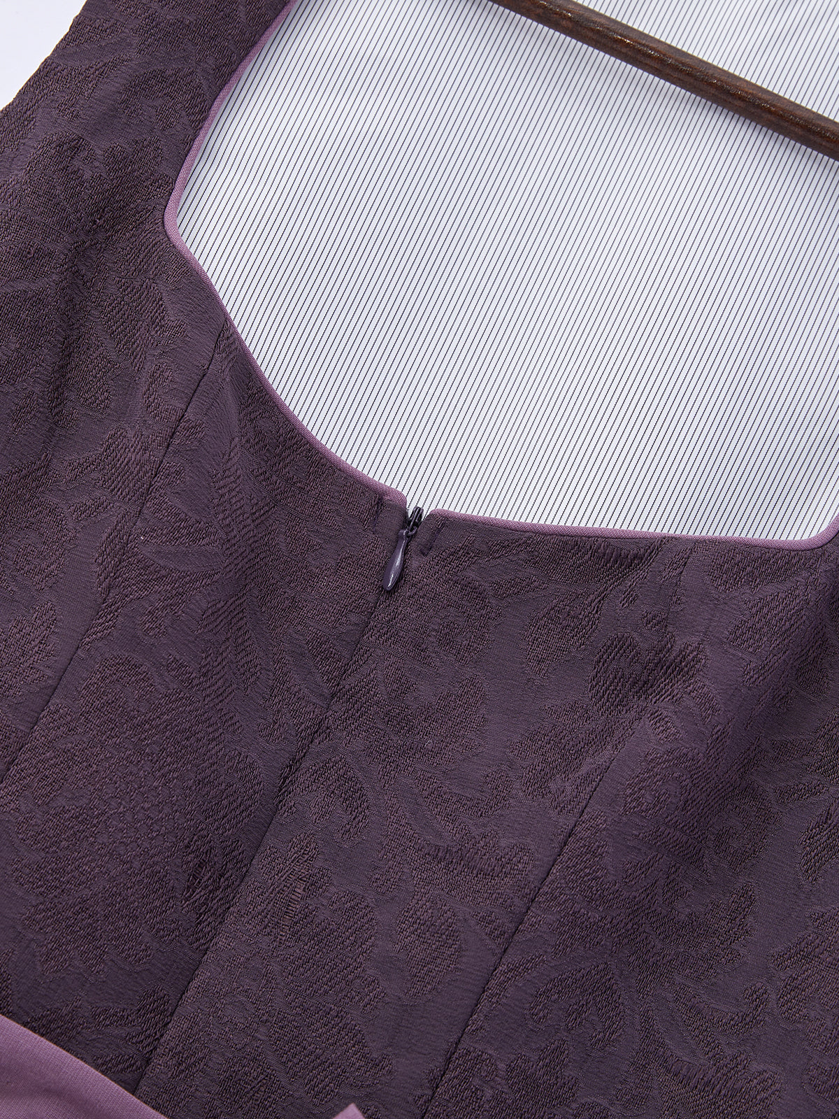 Lila mit Gerader Ausschnitt und Eigenwillig Dirndl