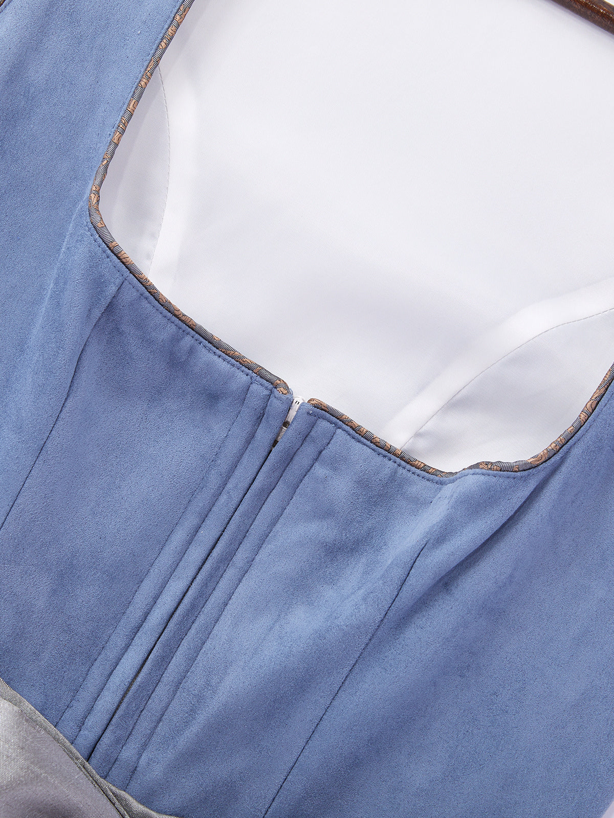 Blau mit Herz-Ausschnittund  Stilgerecht Dirndl